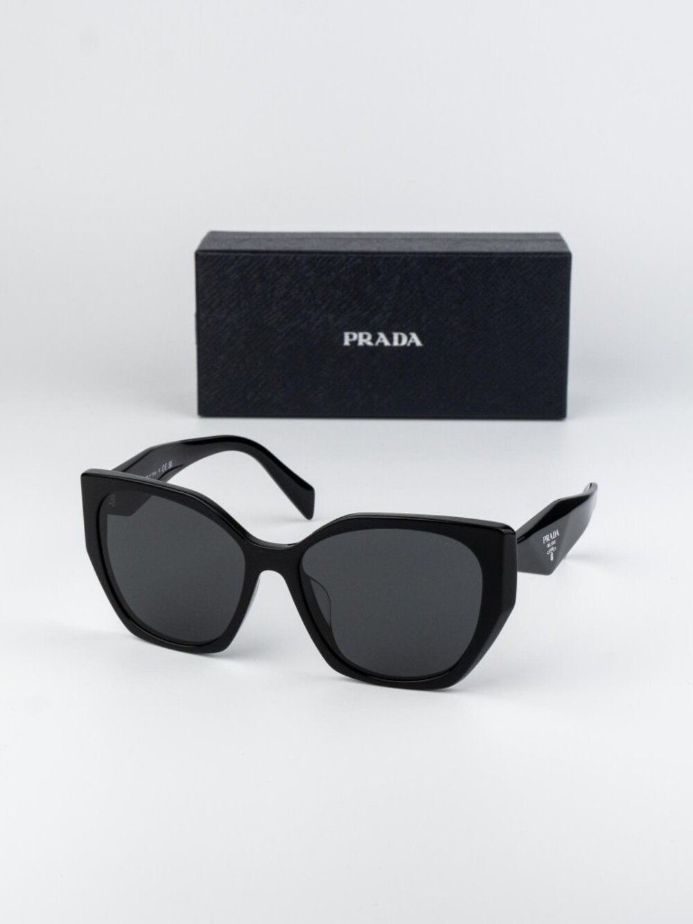 Prada Women Sunglasses Black Grey Cat Eye PR19ZSF 1AB5S0 NEW AUTHENTIC